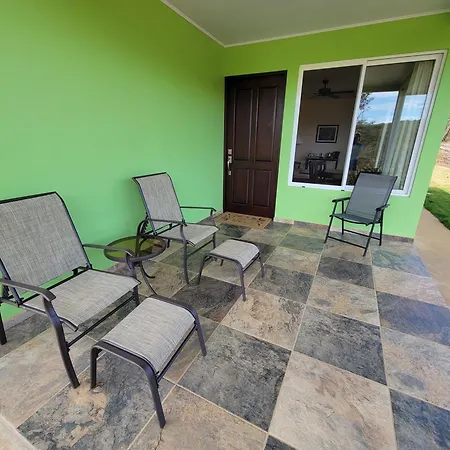 2 Bedroom Guest House With Pool