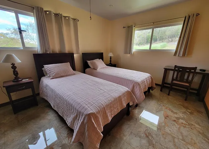 2 Bedroom With Pool Hacienda Miravalles