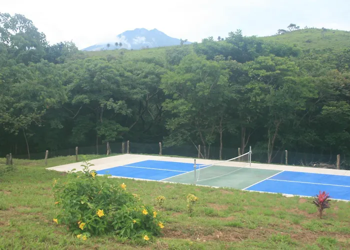 2 Bedroom With Pool *